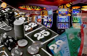 Enhancing Security and Anonymity Online Gambling with Privacy Coins